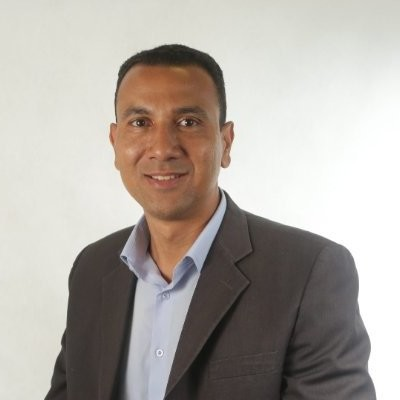 Tácito Santos, Sr Security Sales Specialist 