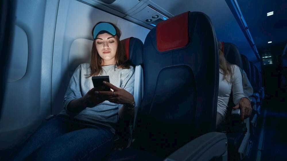 lady-in-plane