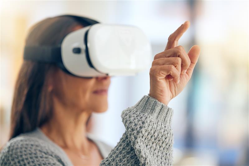 persona adulta con VR