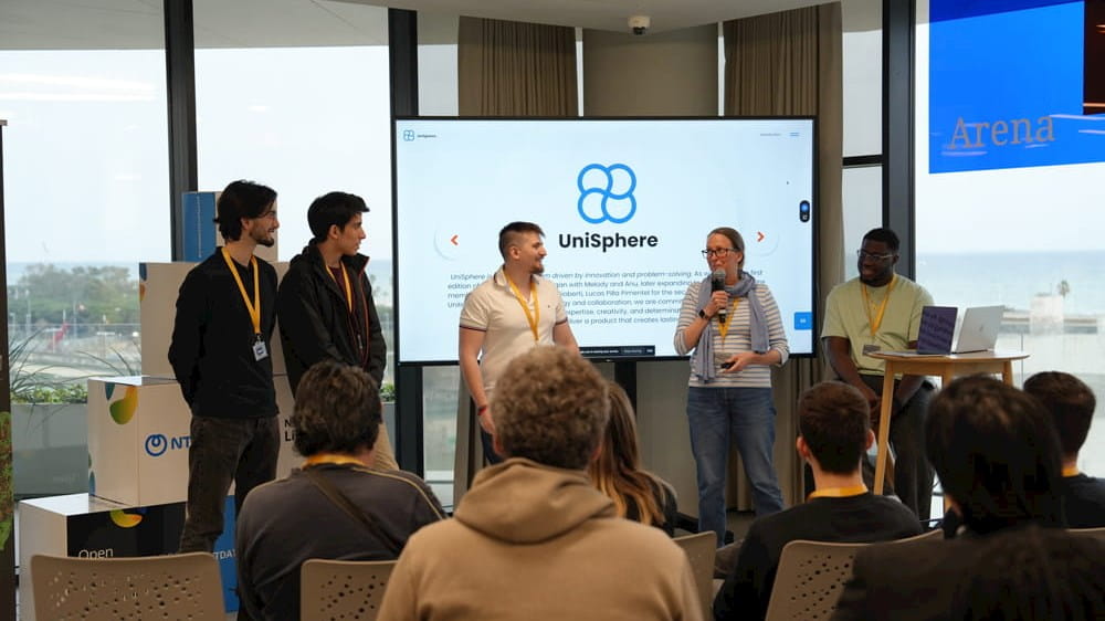 reunion AI for Connectivity Hackathon