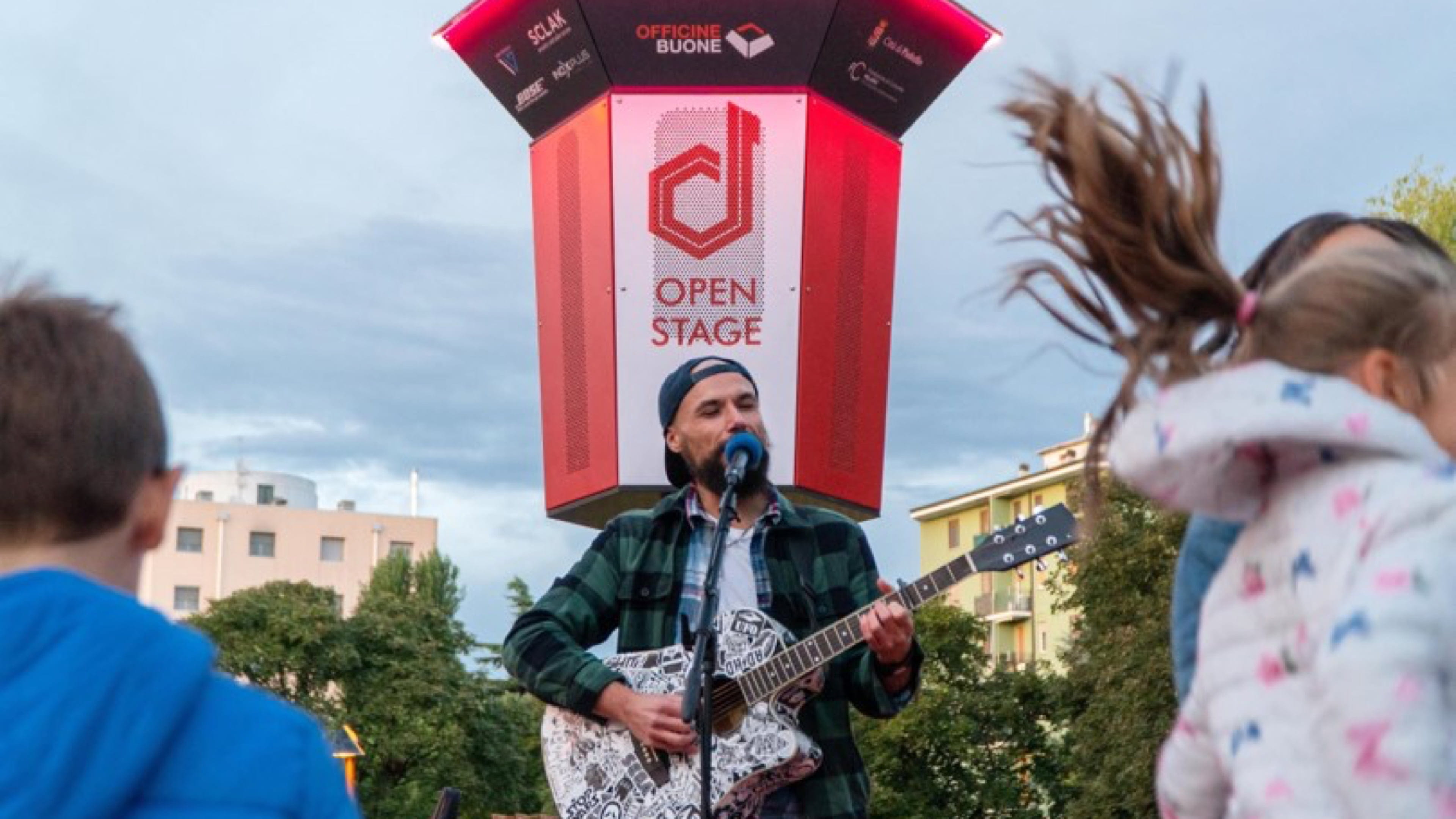 Open Stage: Futuro dell’Intrattenimento Urbano 