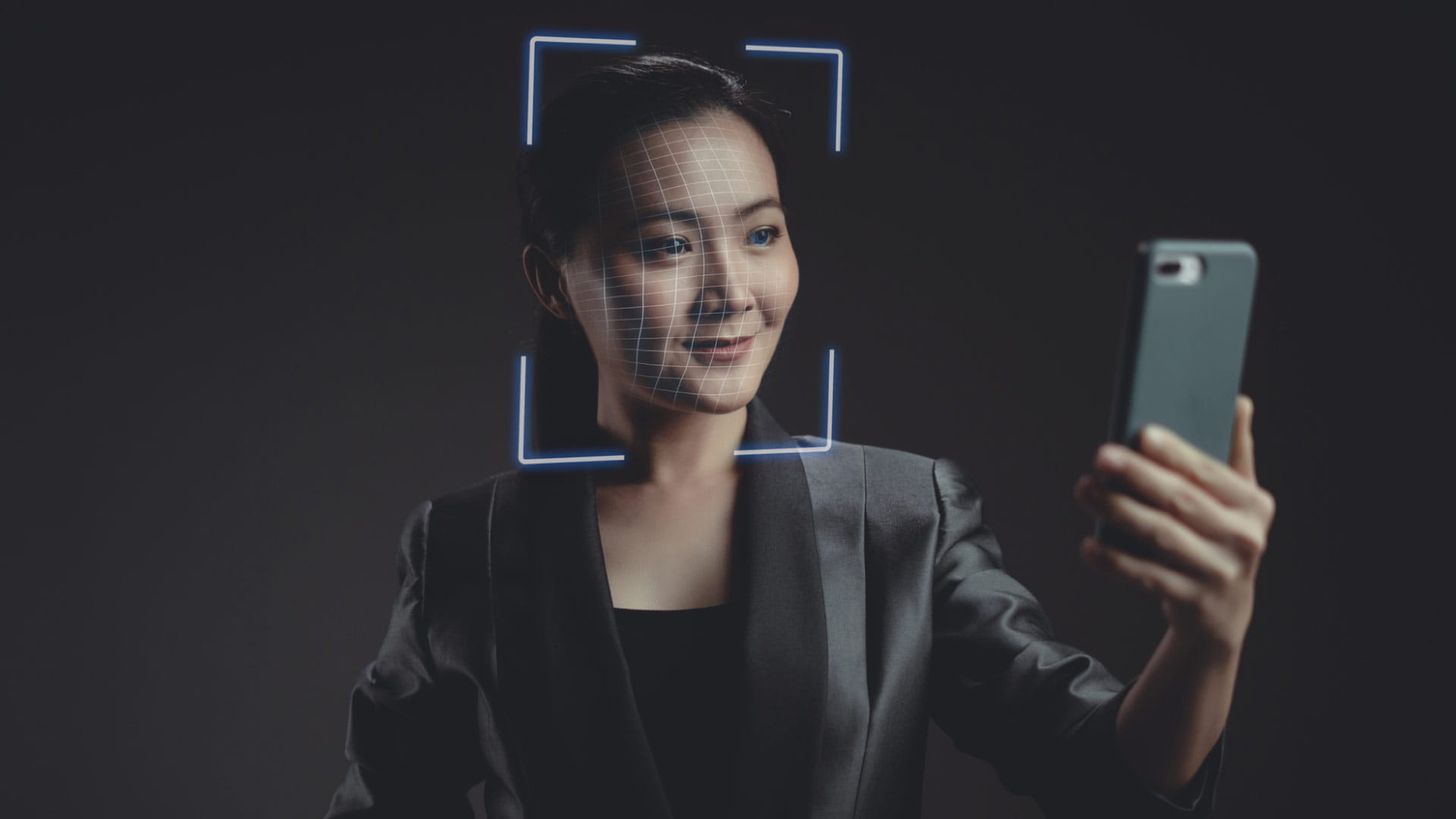 Autenticazione Multifattore (MFA), autenticazione Passwordless e l'approccio Zero Trust sono gli approcci più diffusi per proteggere i dati e garantire l'accesso sicuro ai sistemi aziendali.