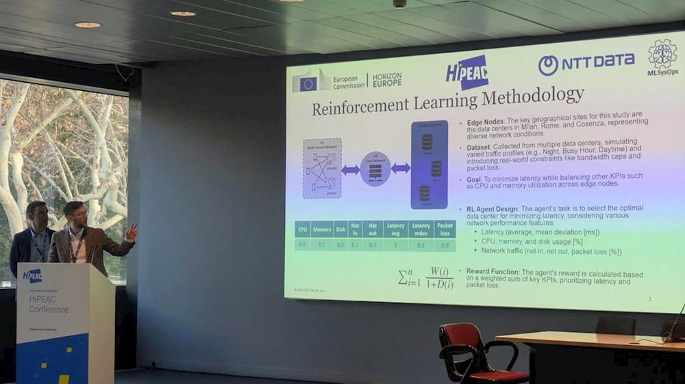 Andrea Pazienza di NTT DATA Italia all'evento HiPEAC