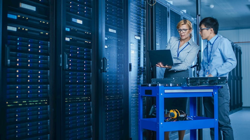 cybersecuirity check two employees and server