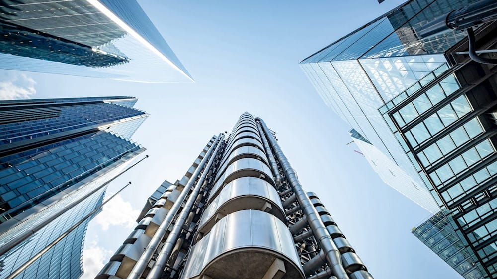 the lloyd's building in london